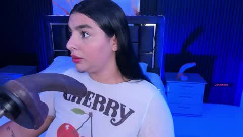 Snapshot of hannasscott chatting on 10-24-25, 01:07 Hannasscott online show from 10-24-25, 01:07