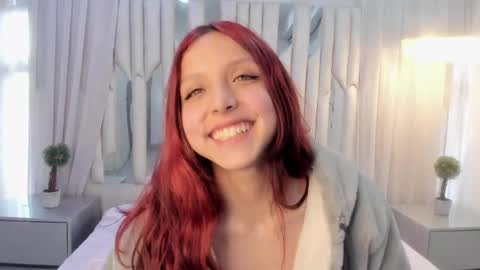 Hanni  online show from 02-19-25, 05:27