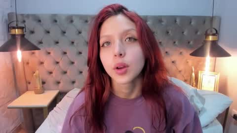 Hanni  online show from 03-03-25, 05:39