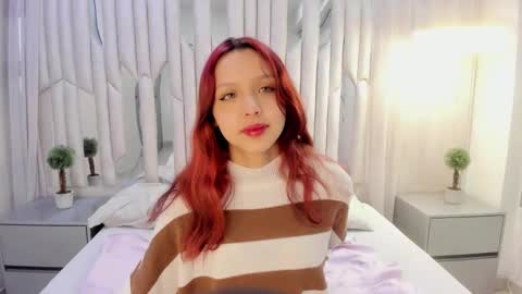 Hanni  online show from 03-12-25, 11:20