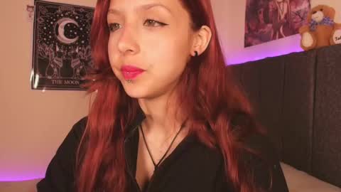 Hanni  online show from 09-15-25, 05:24
