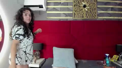 Snapshot of hanny_bliss chatting on 01-16-26, 02:26 Hanny online show from 01-16-26, 02:26