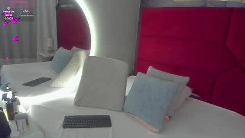 Snapshot of hanny_bliss chatting on 02-17-26, 02:30 Hanny online show from 02-17-26, 02:30