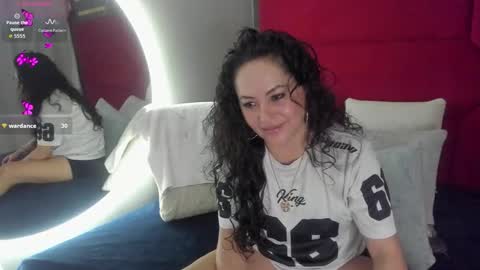 Snapshot of hanny_bliss chatting on 02-21-26, 02:34 Hanny online show from 02-21-26, 02:34