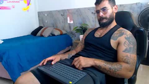 hanz_col online show from 11-10-25, 05:56