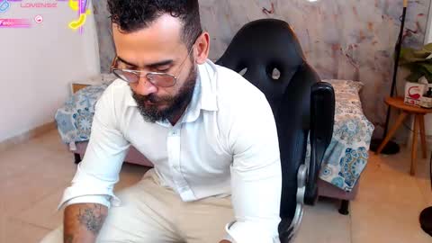 hanz_col online show from 12-01-25, 06:13