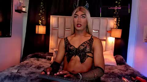 Hanzking01 online show from 10-02-25, 03:02