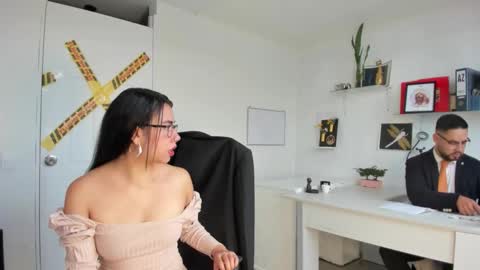 Happer Quinn  Mr Hale online show from 12-16-25, 12:10