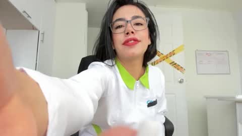 Happer Quinn  Mr Hale online show from 12-18-25, 12:44