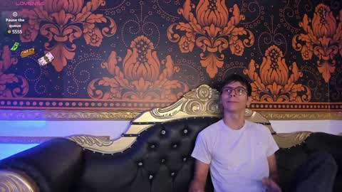 happy_cream_ online show from 12-22-24, 03:00