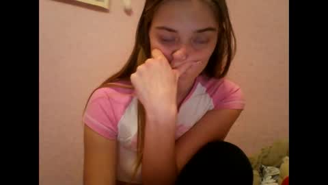 happyemily  online show from 02-19-26, 09:33