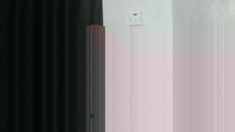 Snapshot of happyslut7 chatting on 10-24-25, 09:11 happyslut7 online show from 10-24-25, 09:11