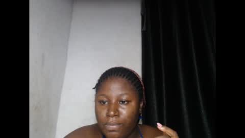 Snapshot of happyslut7 chatting on 11-04-25, 08:52 happyslut7 online show from 11-04-25, 08:52