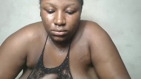 Snapshot of happyslut7 chatting on 11-15-25, 08:05 happyslut7 online show from 11-15-25, 08:05