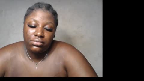 Snapshot of happyslut7 chatting on 11-19-25, 09:15 happyslut7 online show from 11-19-25, 09:15