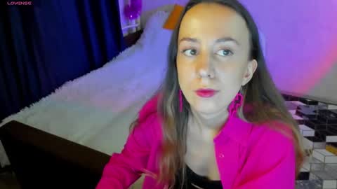 Stephanie online show from 12-22-24, 09:53