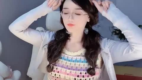 Daisy online show from 12-12-24, 01:17