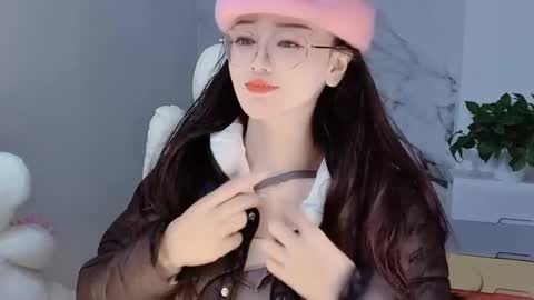 Daisy online show from 12-20-24, 03:47