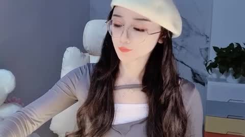 Daisy online show from 12-20-24, 01:22