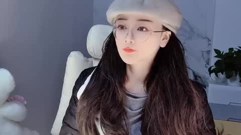 Daisy online show from 12-22-24, 02:06