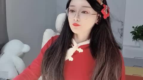 Daisy online show from 02-11-25, 03:51