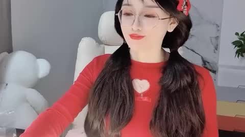 Daisy online show from 02-13-25, 02:52