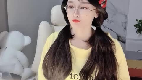 Daisy online show from 02-14-25, 03:54