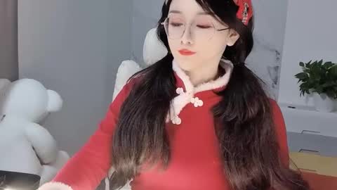 Daisy online show from 02-21-25, 02:48