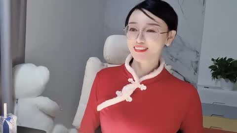 Daisy online show from 02-24-25, 03:44