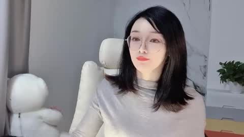 Daisy online show from 02-27-25, 05:04