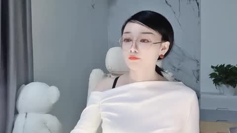 Daisy online show from 03-11-25, 05:05