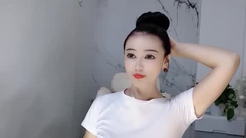 Daisy online show from 09-15-25, 05:07