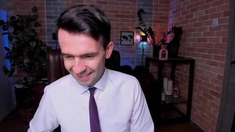 Steve online show from 12-11-24, 01:06