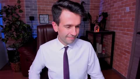 Steve online show from 12-18-24, 05:21