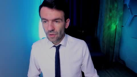 Steve online show from 10-27-25, 03:32