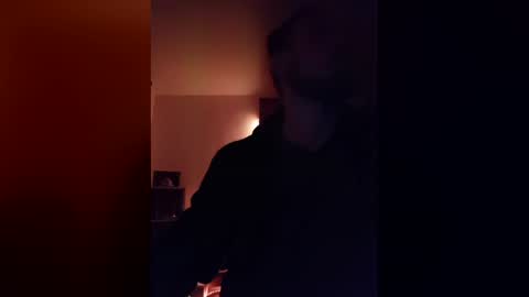 Snapshot of hard_gunn chatting on 04-04-26, 06:27 hard_gunn online show from 04-04-26, 06:27