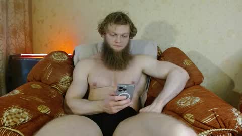 Valentino Hard online show from 12-17-25, 09:04