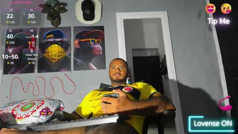 Snapshot of hardboy_latin chatting on 10-29-25, 04:26 hardboy_latin online show from 10-29-25, 04:26