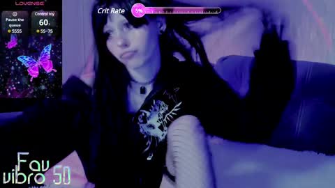 Mia online show from 02-14-25, 12:25