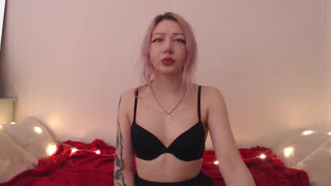 Emily online show from 02-03-26, 10:04