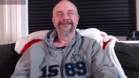 MrLazy online show from 12-16-24, 07:00