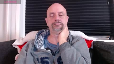 MrLazy online show from 01-04-25, 09:52