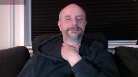 MrLazy online show from 02-21-25, 09:54