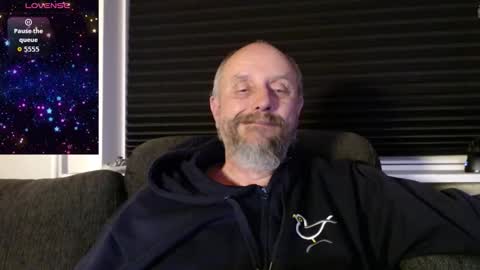 MrLazy online show from 10-21-25, 06:52