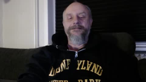 MrLazy online show from 12-18-25, 10:16