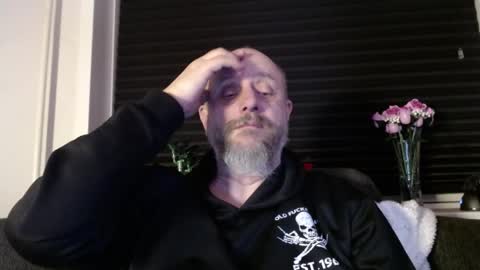 MrLazy online show from 02-02-26, 06:28