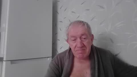 hardon4u123456789 online show from 11-18-25, 01:48