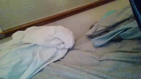 Snapshot of hardone00000 chatting on 02-17-25, 05:25 hardone00000 online show from 02-17-25, 05:25