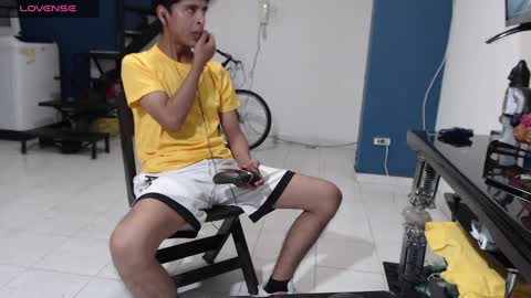Snapshot of hardsexlove08 chatting on 12-25-24, 01:20 Andres Dean online show from 12-25-24, 01:20