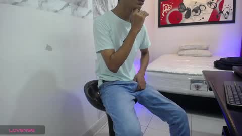 Snapshot of hardsexlove08 chatting on 12-26-24, 07:16 Andres Dean online show from 12-26-24, 07:16
